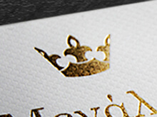 label printed with the "hot foil - cold foil" close-up